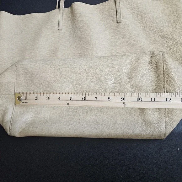 Alexander McQueen Skull Shoulder Tan Pebbled Leather Tote Bag